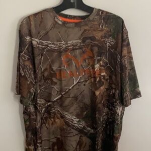 Realtree Brown and Orange Short Sleeve Camouflage Tee